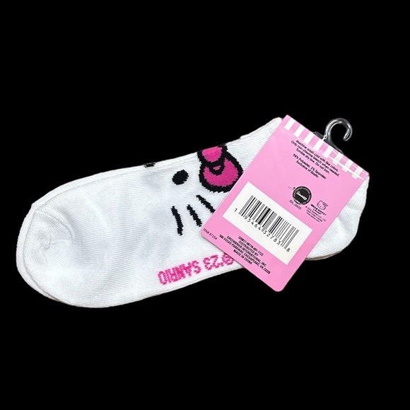 Sanrio Hello Kitty socks no-shows shoe size 4-10 2 pairs NWT - Picture 3 of 4